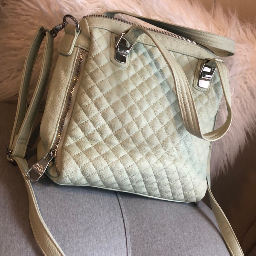 Women’s hand bag